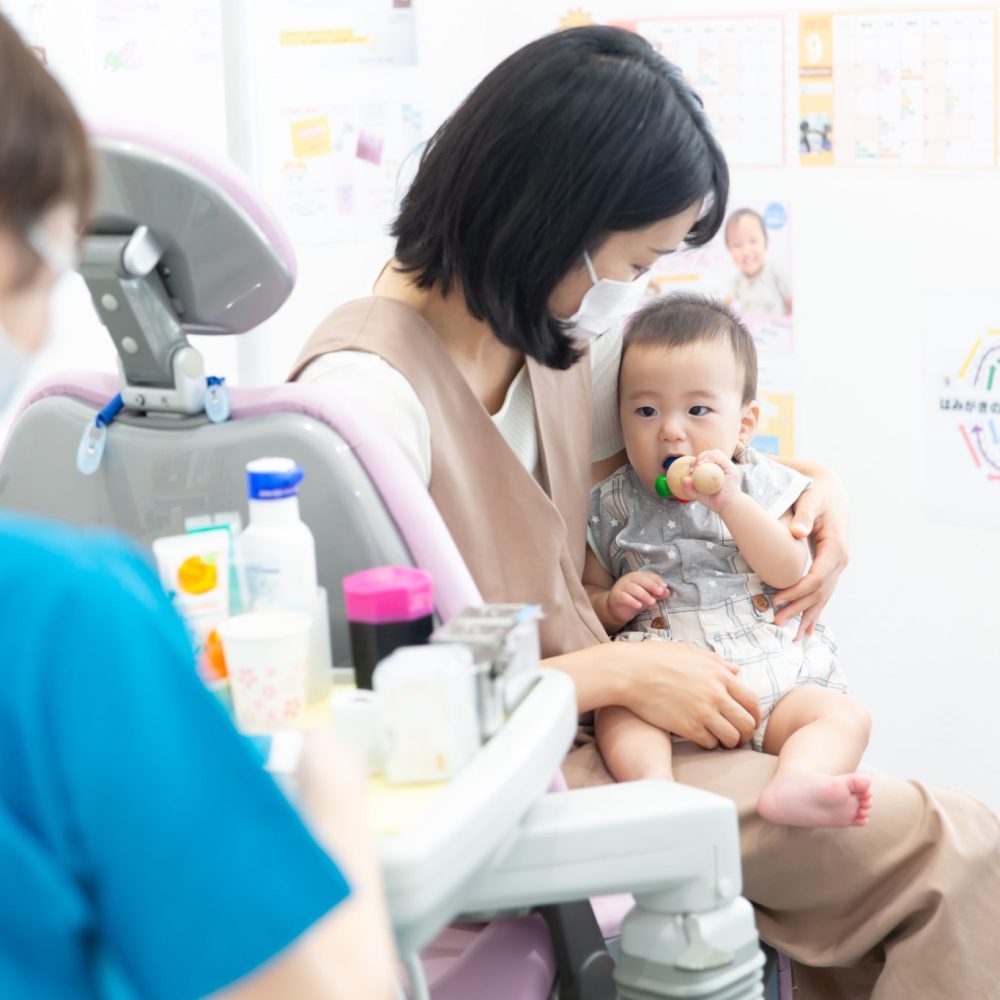 b診療風景1007-2048x1365